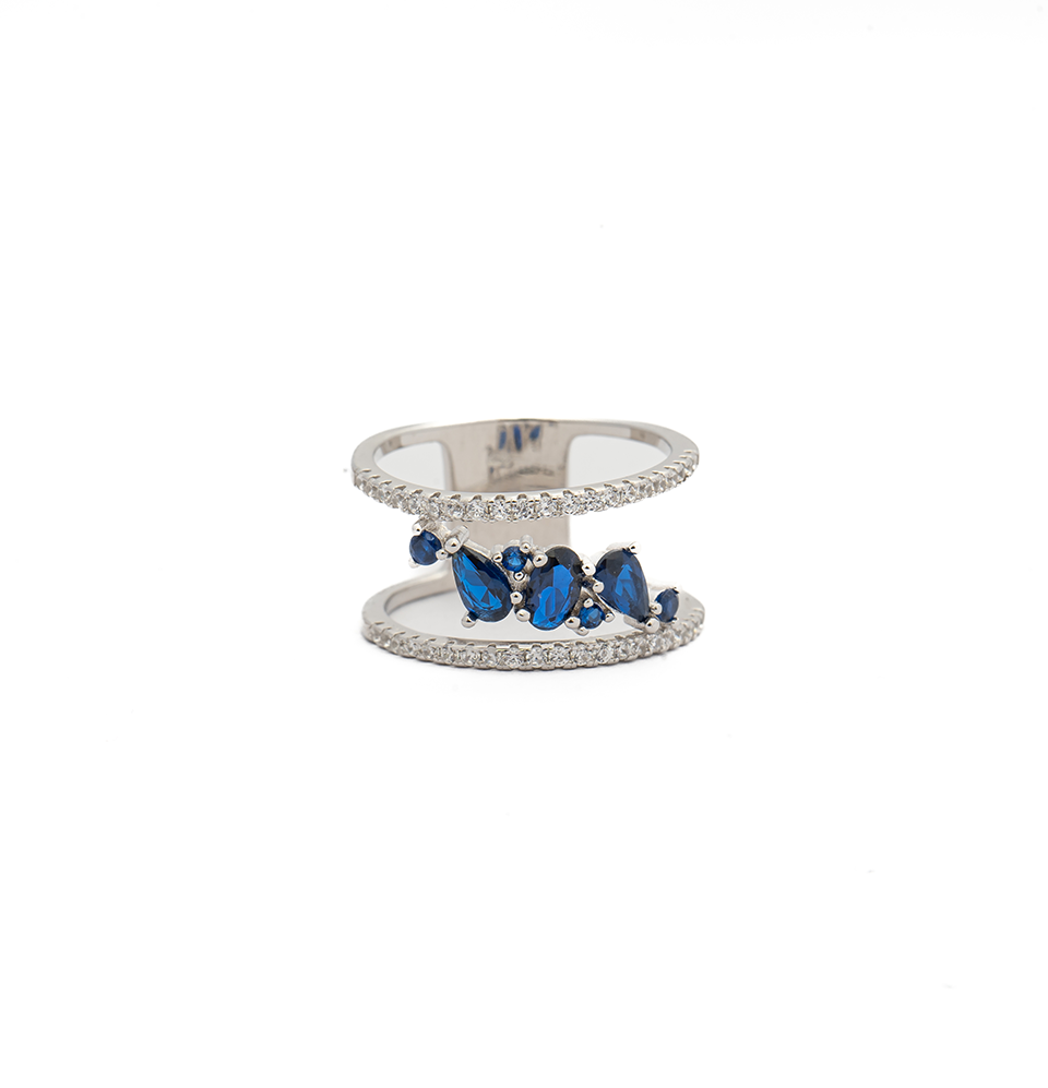 Exquisite Sapphire Ring